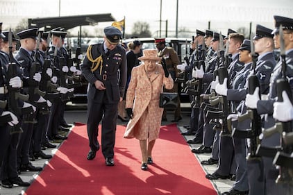 Royal Family, la Regina e gli altri in foto 1