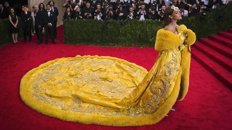 Rihanna: "il vestito del Met? L'ho trovato online" 12