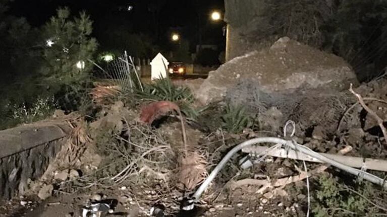 Paura a Ventimiglia: crolla la roccia sulla strada dei migranti