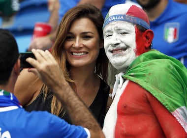 Tifosi (vip e non) sugli spalti  7