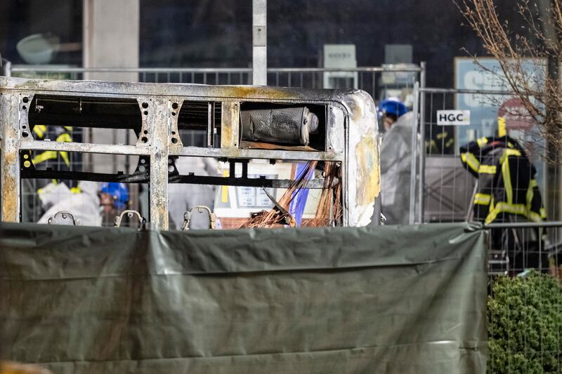 Bus in fiamme in Svizzera: le immagini 8