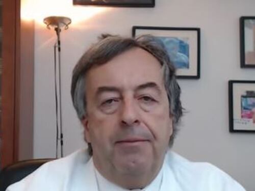 Coronavirus, le indicazioni di Roberto Burioni per sconfiggere il nemico invisibile