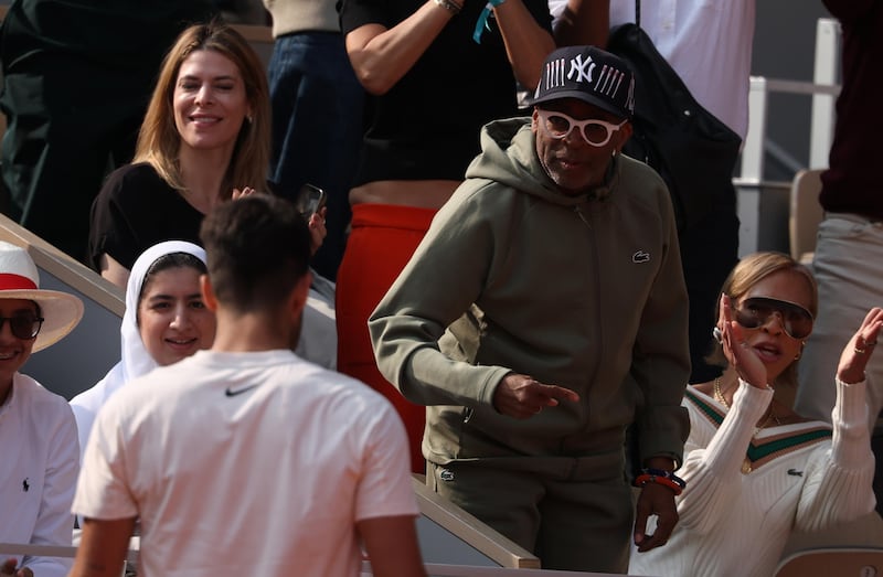 Parata di vip al Roland Garros per la finale tra Alcaraz e Sinner: le immagini più belle 4