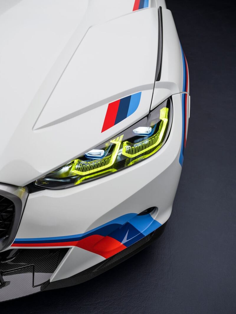 Nuova Bmw 3.0 CSL, edizione limitata. Ecco le immagini 4