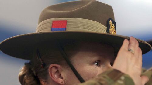 Kabul, la Nato dà l'addio all'Afghanistan 8