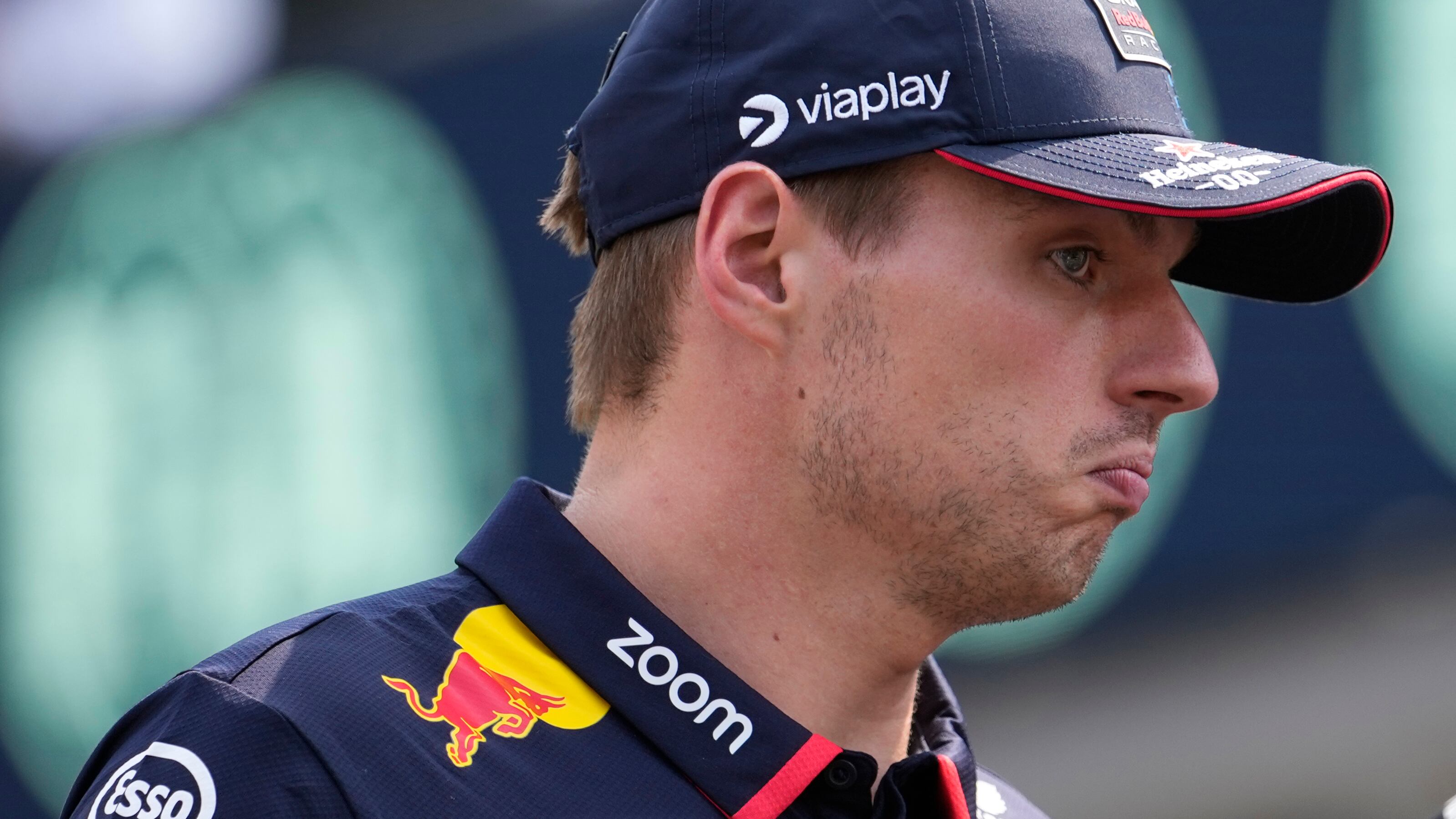 La McLaren scopre il gioco di squadra, Max che non è più impunito
