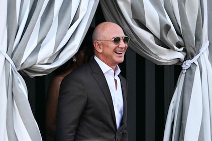 Parata di stelle per il primo party del matrimonio Bezos - Sanchez 9