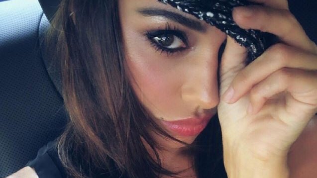 Belen "attapirata" di nuovo: "Doccia hot di Cecilia? Non dovevano inquadrarla"