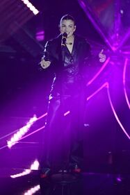 Sanremo 2024: ecco il look della finalissima del Festival di Emma 6