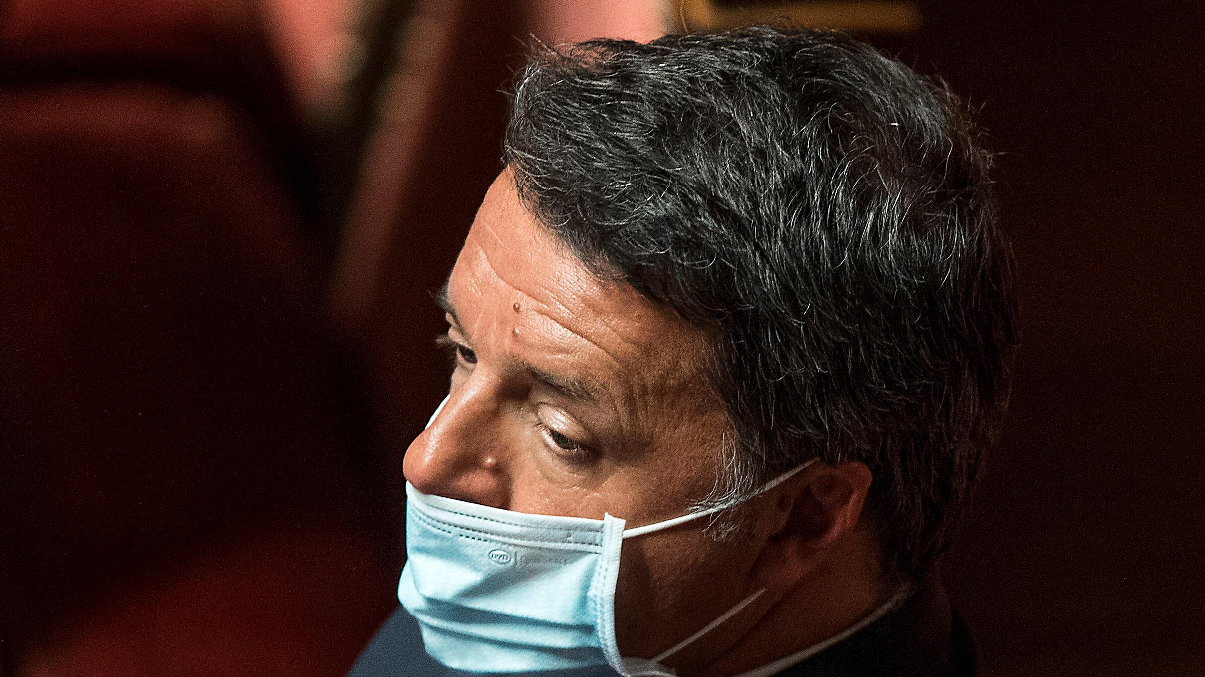 E i renziani alzano la tensione: "Il Pd sta con noi o con Conte?"