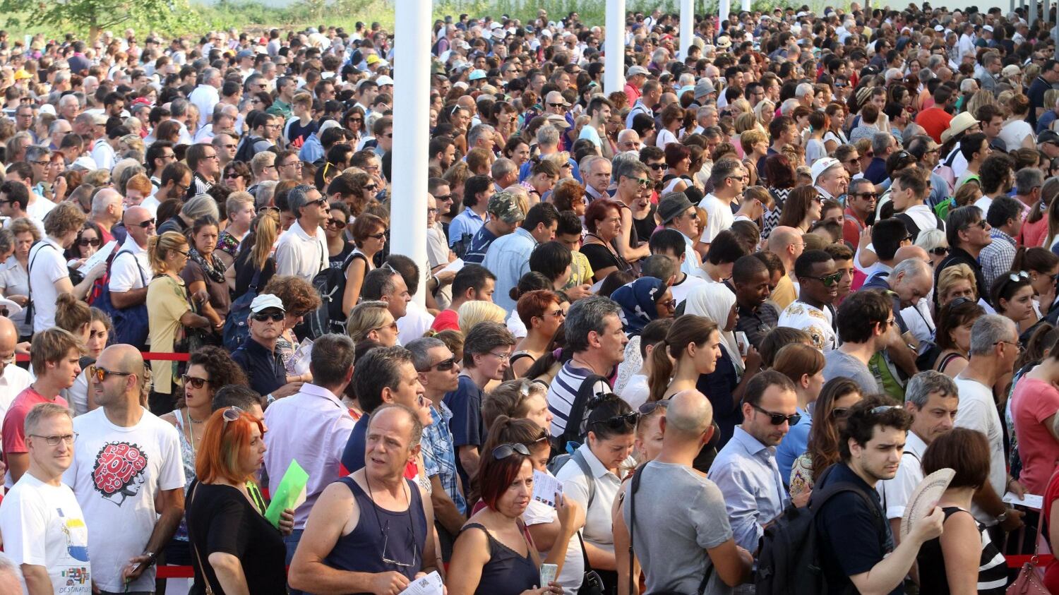 Turisti di Expo scambiati per profughi