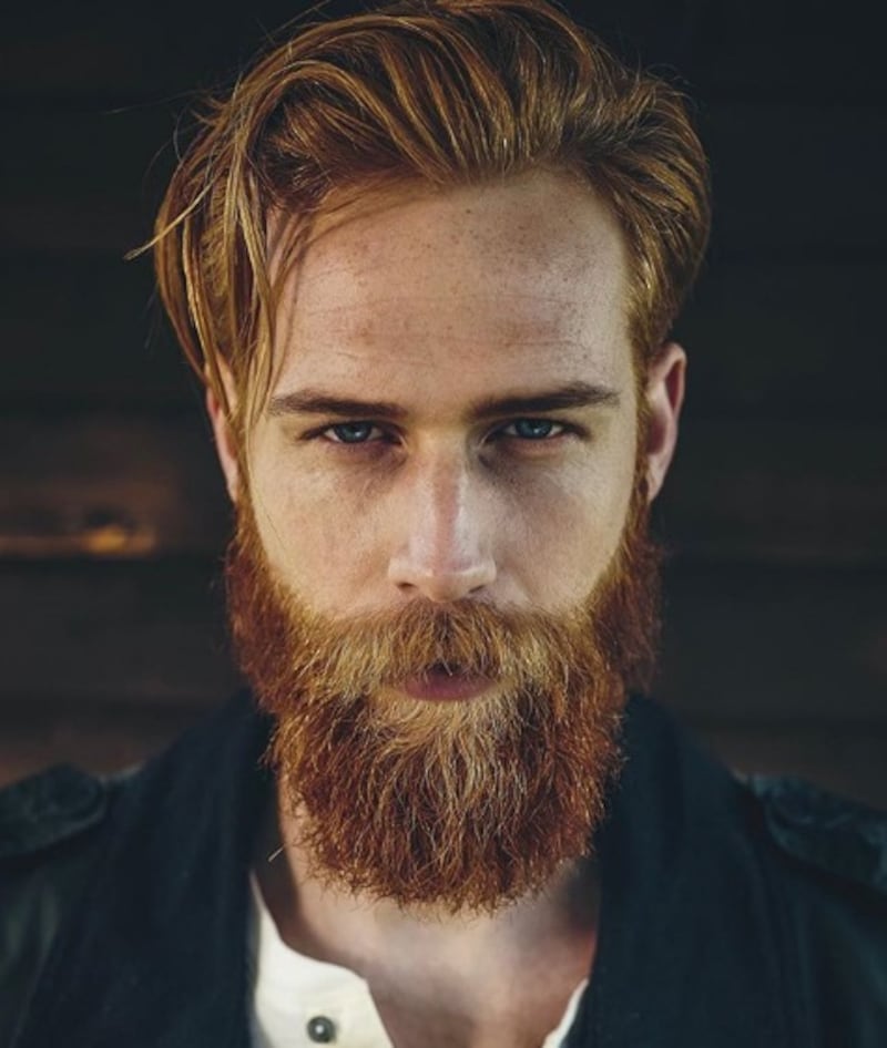 Da imbranato a super modello grazie alla barba e tanto sport 2