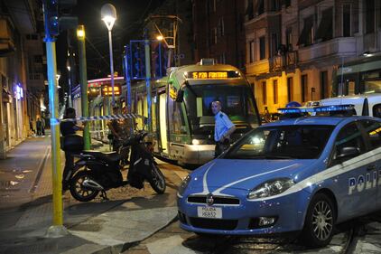 Agguato sul tram 15 a Milano 1