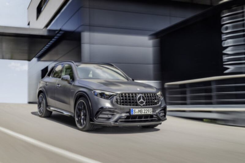 Mercedes-AMG GLC, guarda la gallery 10