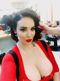 Francesca Giuliano, la super-maggiorata di "Avanti un Altro" 5