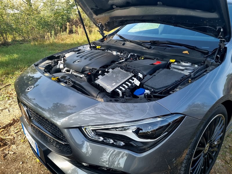 Mercedes CLA Shooting Brake, guarda la gallery della Station Wagon Coupè 13