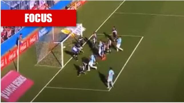 I gol più pazzi su calcio d'angolo. I 10 video che avete dimenticato