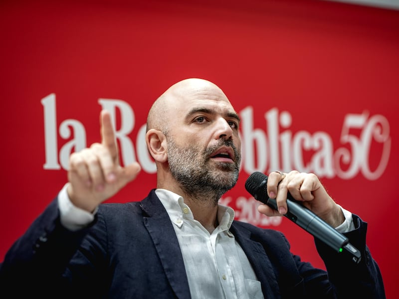 Salviamo Saviano