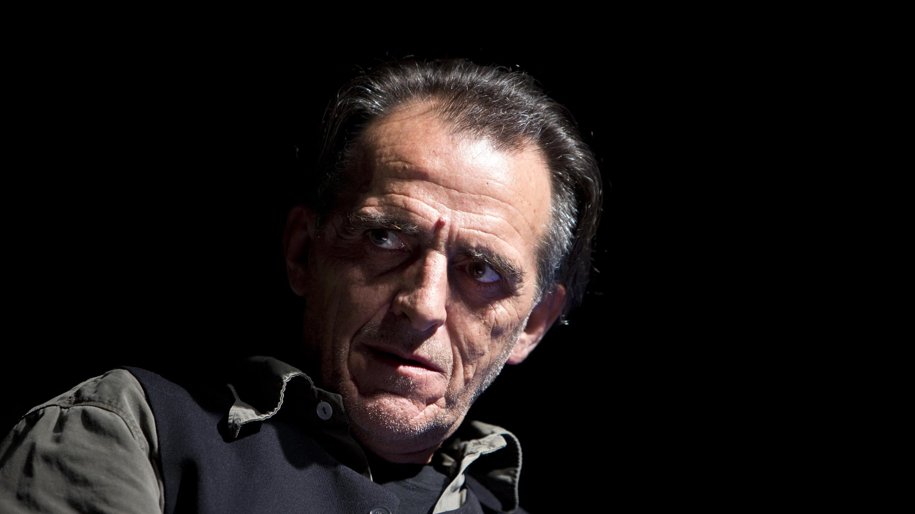 Una notte barbarica Ferretti incanta l'antica pieve con le sue preghiere