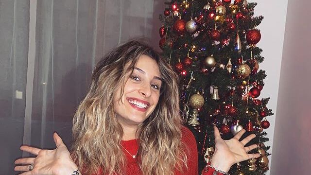 Valentina Allegri si prende la scena su Instagram. Ecco chi è la figlia di Max