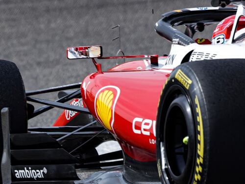 F1, la Ferrari di Leclerc la più veloce nella seconda giornata di test in Bahrain