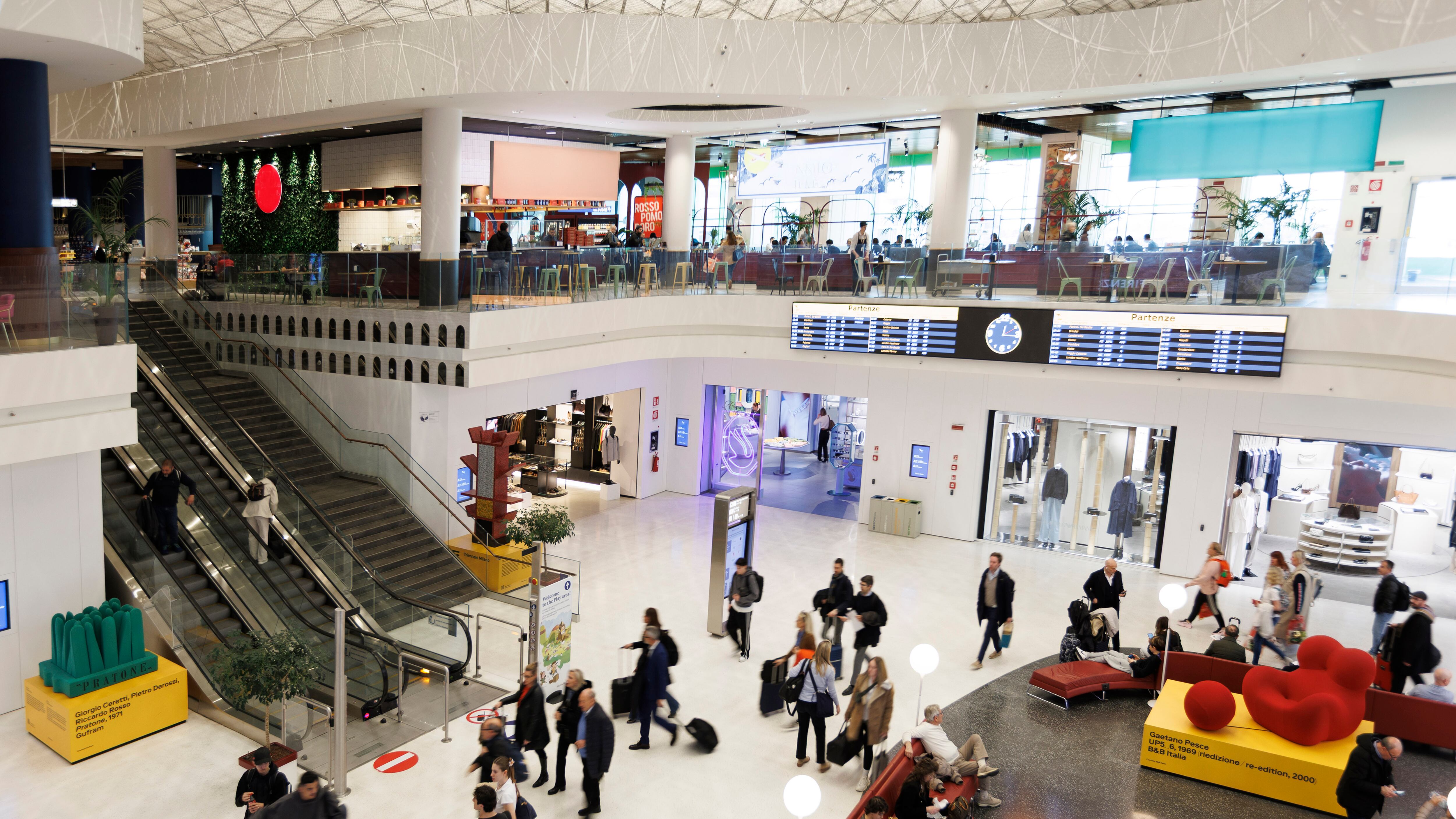 Design italiano, tre icone in mostra a Milano Linate