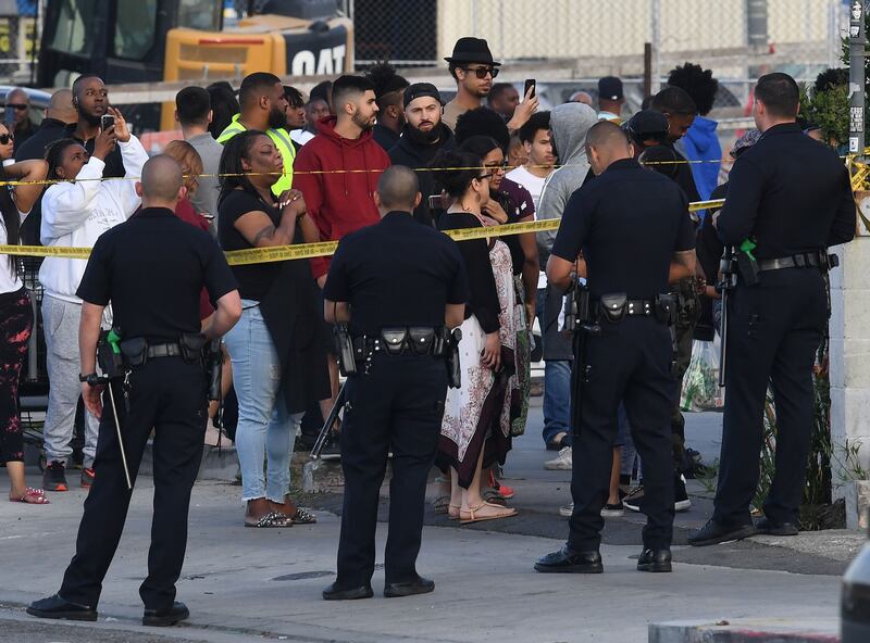 Sparato il rapper americano Nipsey Hussle. Panico a Los Angeles  4