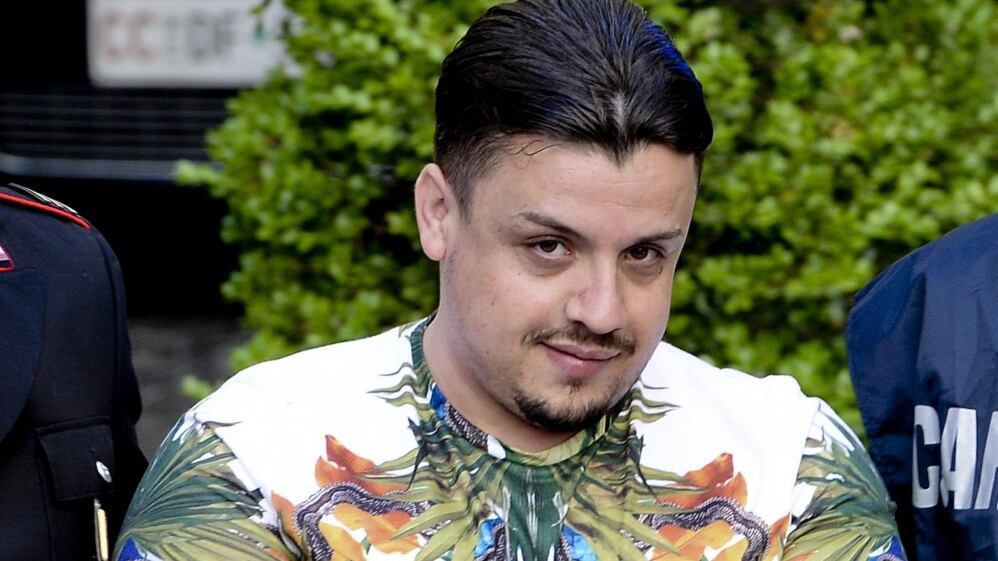 Arrestato Walter Mallo, il boss del rione Don Guanella: aveva un pitone in casa