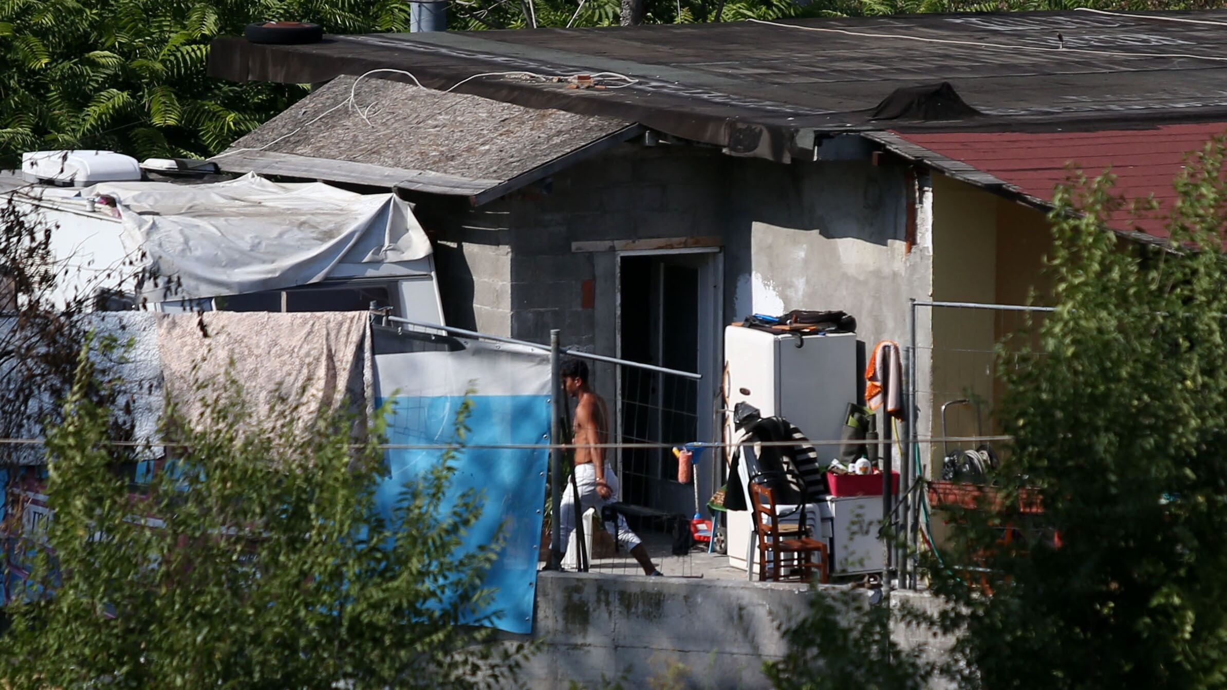 Gli accampamenti sono delle polveriere E a combattere il degrado ci sono i soldati