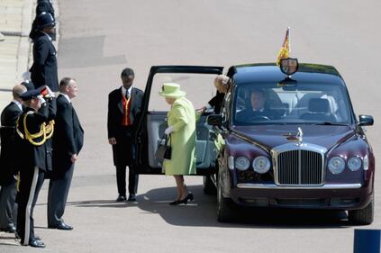 Royal Wedding: colori accesi per Elisabetta 7