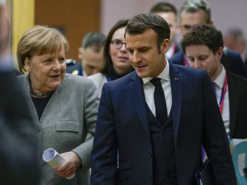 Basta lezioni da francesi e tedeschi
