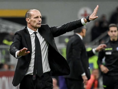 Allegri si gode la vetta con Leao e... Gimenez