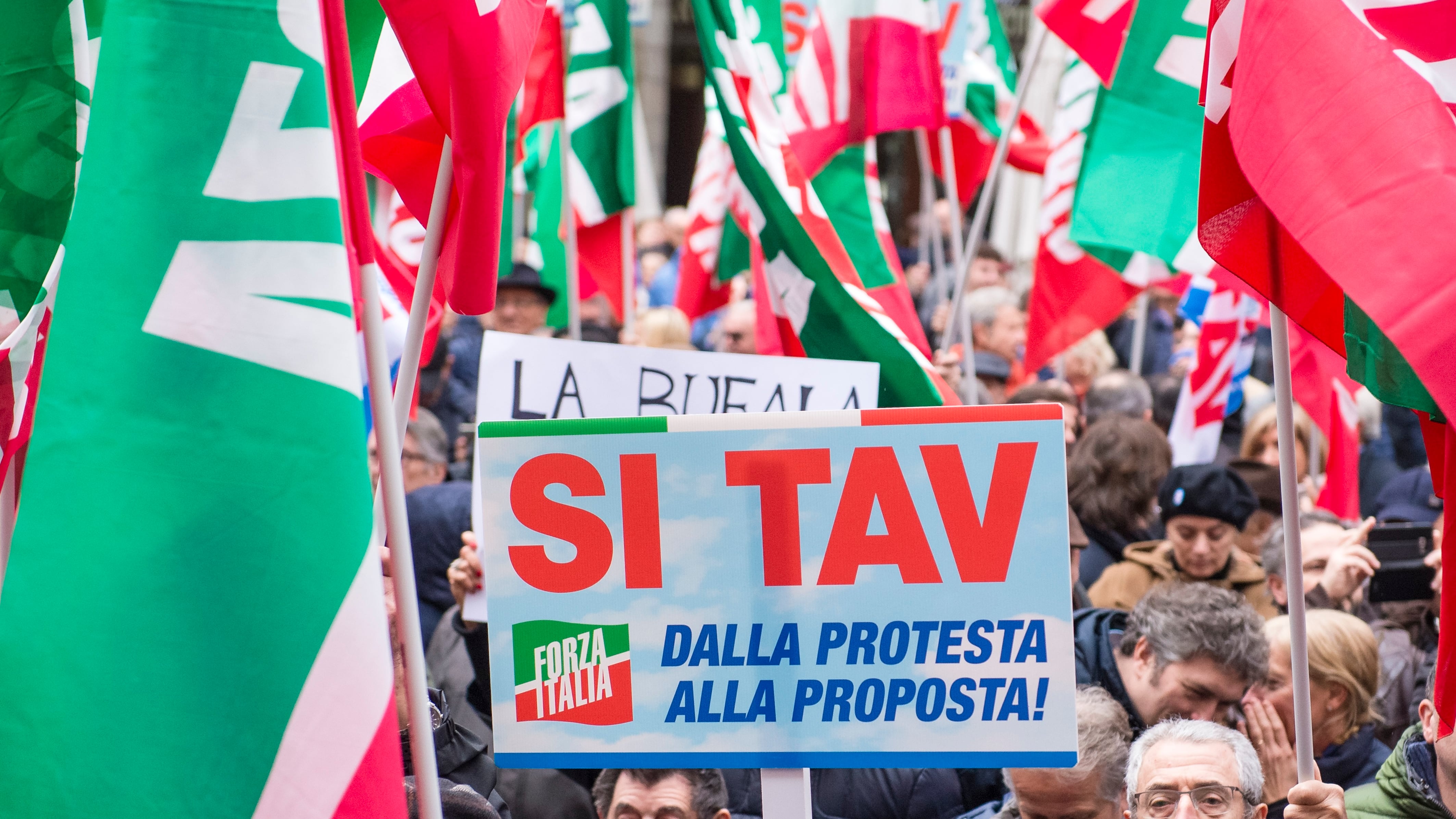 Alta velocità a rilento, imprese pronte a fare causa