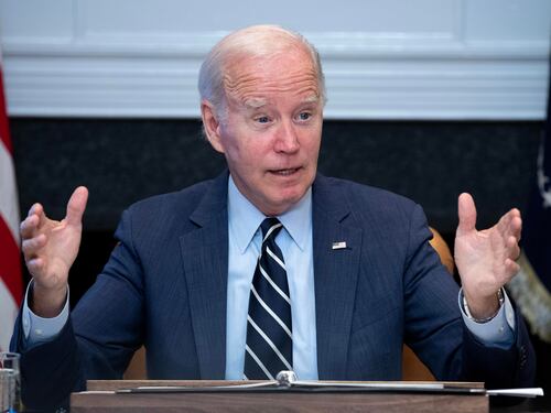 La cautela degli Usa. E Biden manovra per il vertice Nato (tra i dissidi alleati)