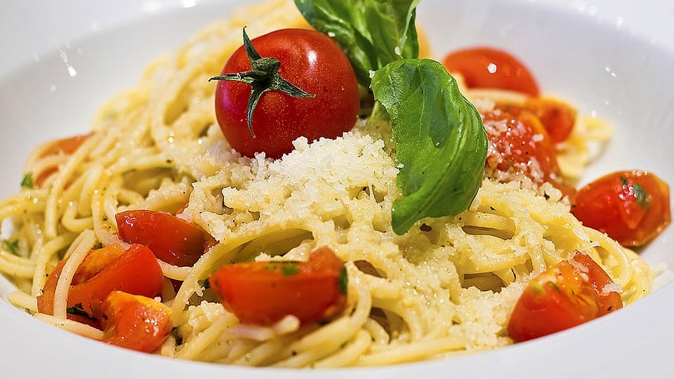 Coldiretti lancia l'allarme: "Nel mondo 100 miliardi falso cibo made in Italy"