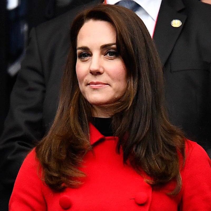 Kate Middleton ed Elisabetta II, stili a confronto 4