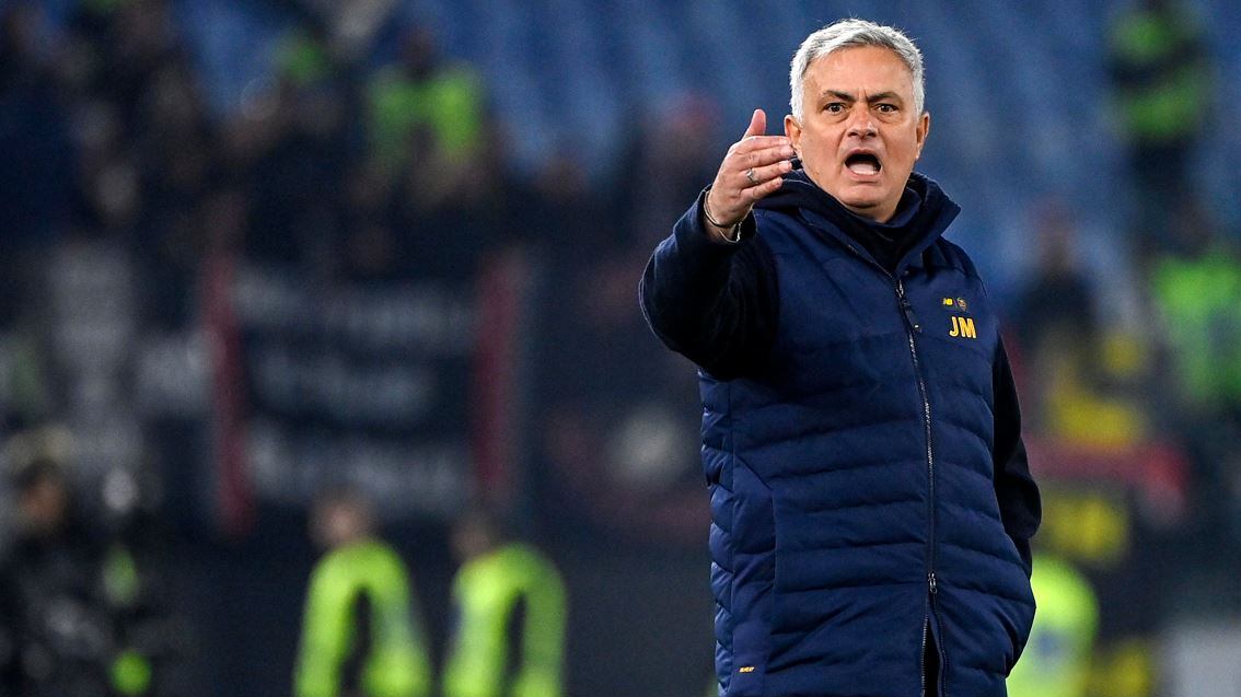 Le "lacrime" di Mourinho per l'uscita della sua Roma dalla Coppa Italia