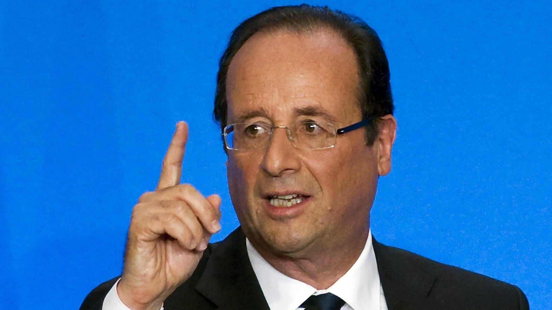 La Bce arma il bazooka anti crisi Hollande ci ripensa e sferza la Ue