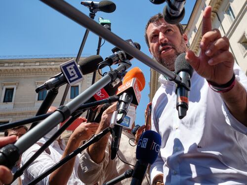 Salvini fa infuriare gli ex Pci: "Noi gli eredi di Berlinguer"