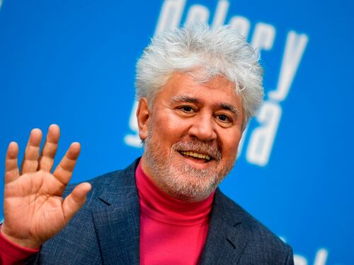 Pedro Almodóvar e Antonio Banderas contro Netflix