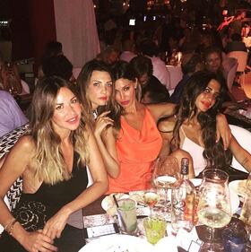 Belen Rodriguez: vacanza da single e il costume è hot 6