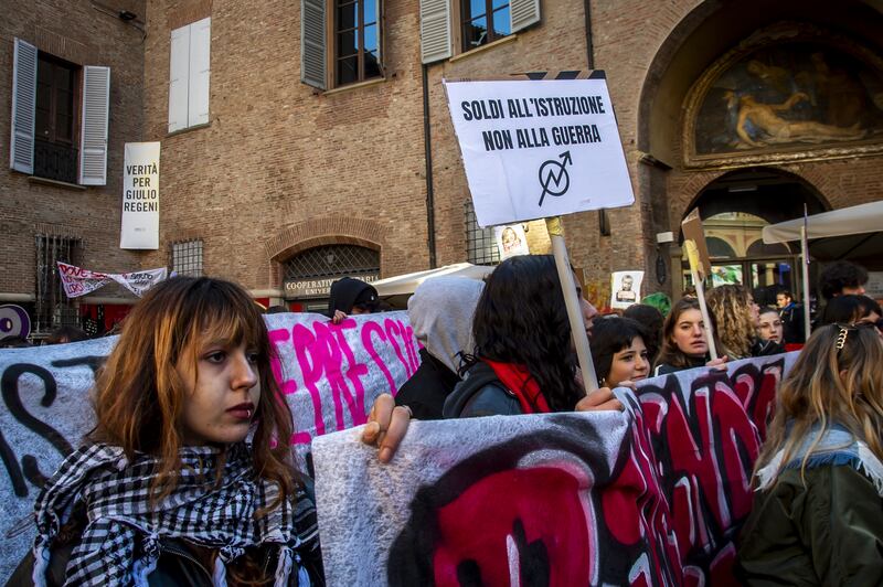 Le manifestazioni degli studenti per il No Melony Day nelle piazze italiane 9