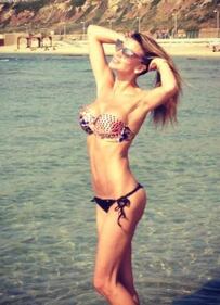 Sexy Galanti tra baci di fuoco e prova costume 4