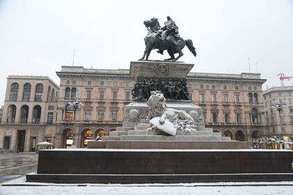 La neve imbianca Milano 12