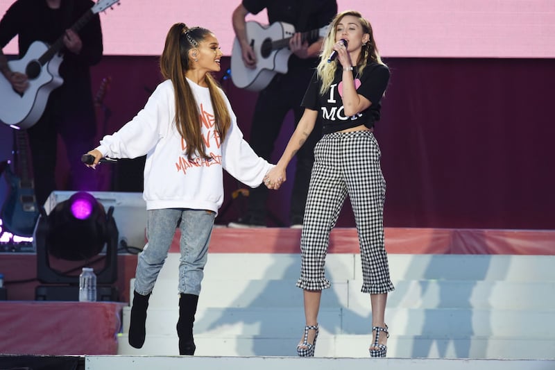 Ariana Grande solidale per Manchester 1