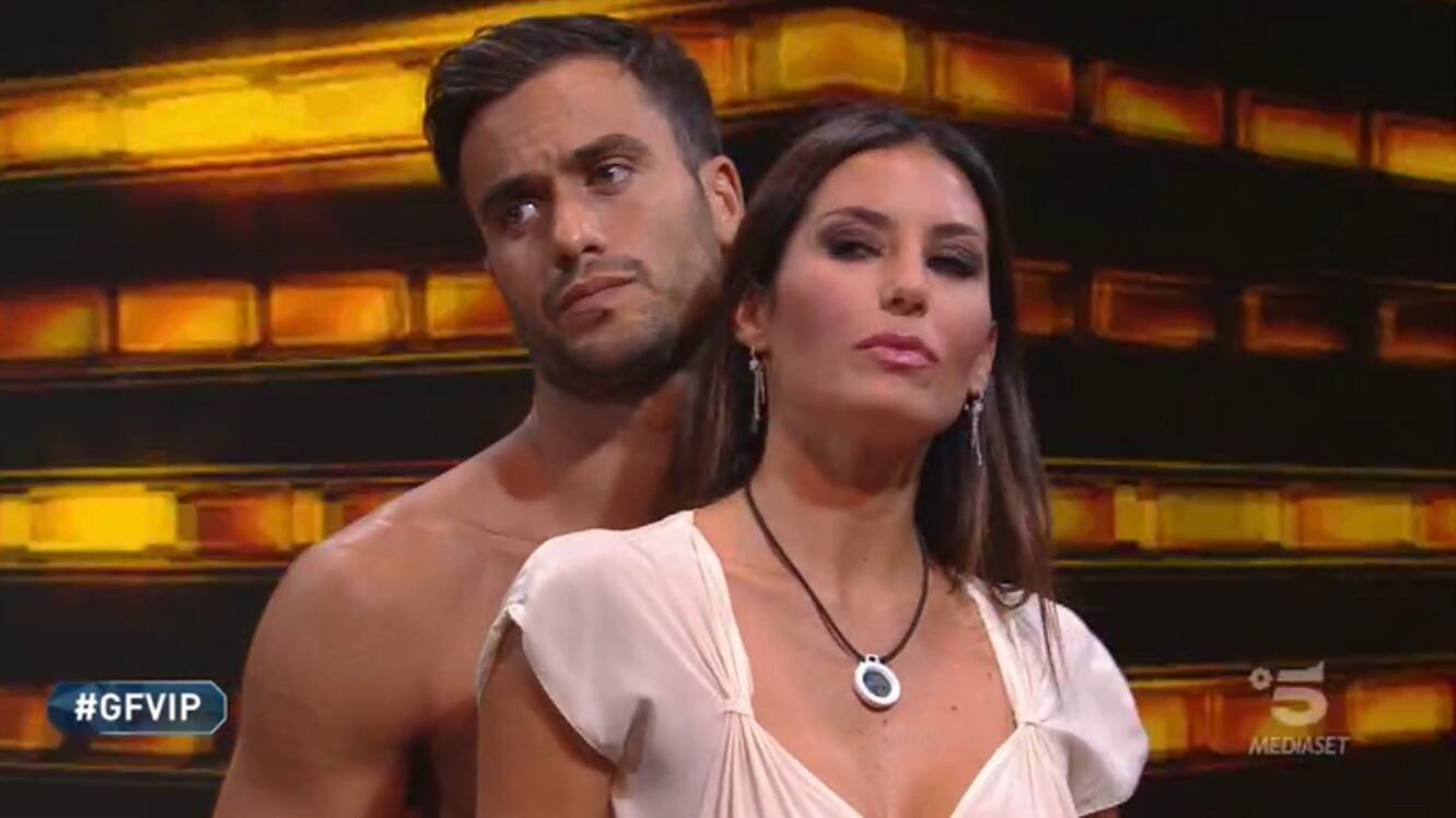 Gf Vip, tenerezze ai fornelli per Pretelli e Gregoraci, ma un gesto non sfugge al web
