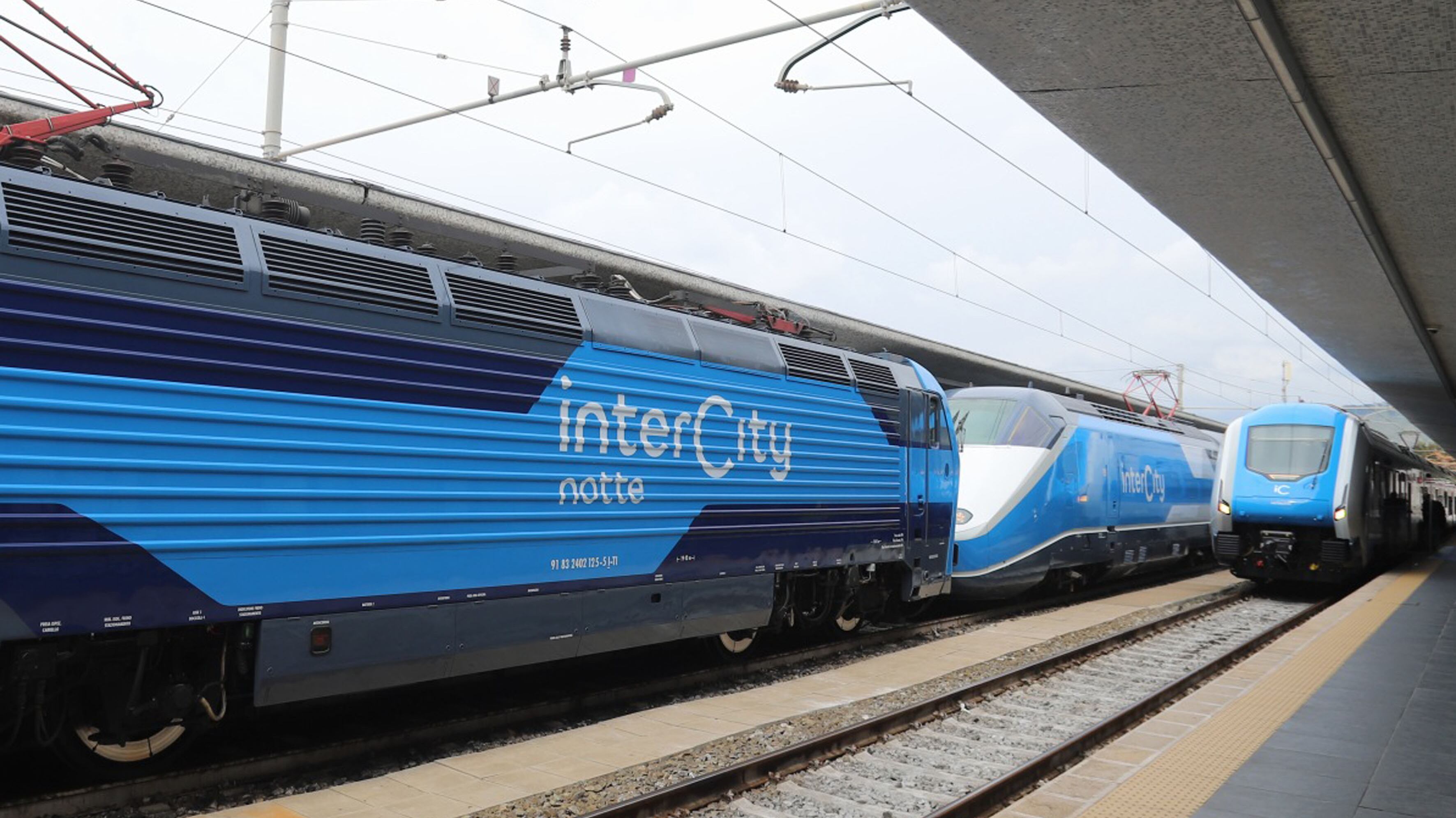 Calabria, Basilicata e Puglia più vicine e "sostenibili" con i nuovi treni ibridi di Trenitalia
