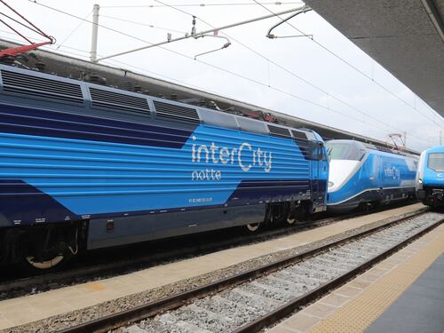 Calabria, Basilicata e Puglia più vicine e "sostenibili" con i nuovi treni ibridi di Trenitalia