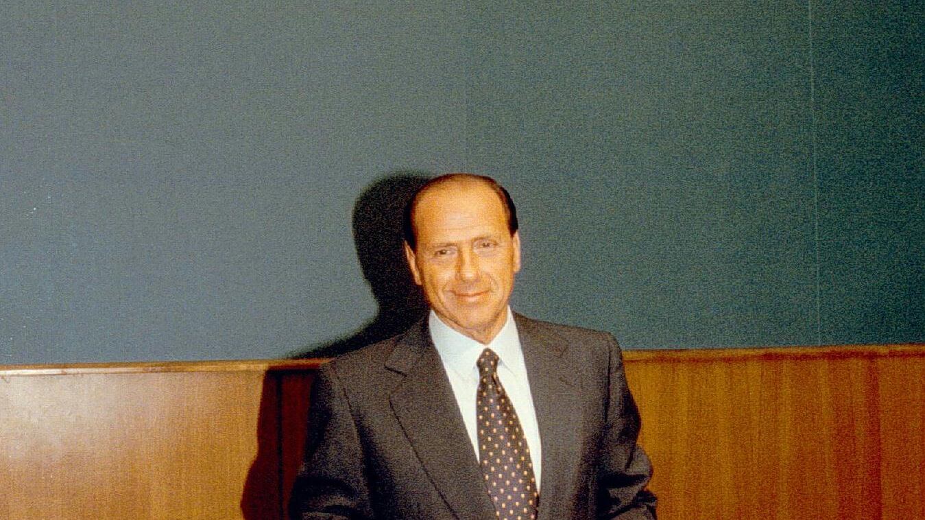 "Forte perdita umana...". Il ricordo di Berlusconi del papà del Bagaglino