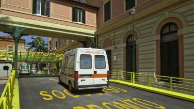 Pisa, aggredito in ospedale da uno sconosciuto. L'anziano muore dopo 10 giorni di agonia